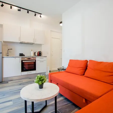 Sophie - New Cozy Place With A Garden Ofrinion