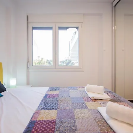 Apartment Sophie - New Cozy Place With A Garden Ofrinion