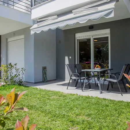 Sophie - New Cozy Place With A Garden * Ofrinion