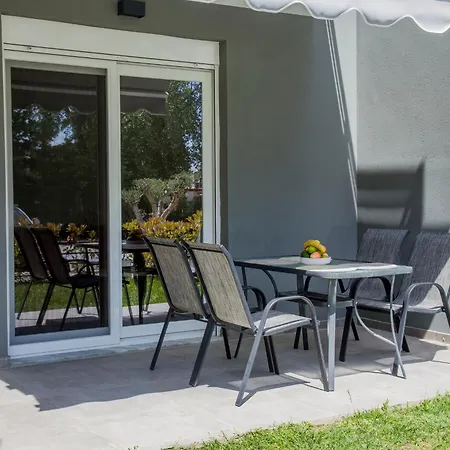 Apartament Sophie - New Cozy Place With A Garden