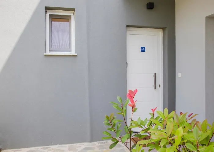 Sophie - New Cozy Place With A Garden
